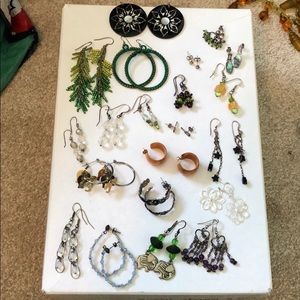 ✨Huge Bundle Of Earrings